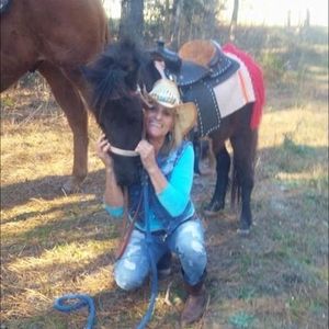 Meet your Posher, Lisa